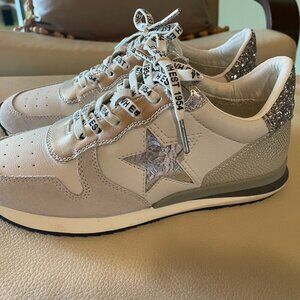 Vintage Havana Gray & Silver Star Accent Athletic Sneakers